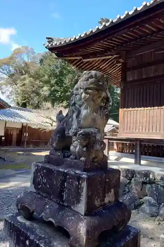 下賀茂神社の狛犬