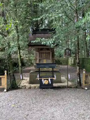 熊野本宮大社の{uncategorized: "未分類", other: "その他", undefined: "問題あり", building: "その他建物", grave: "お墓", sacred_gate: "鳥居", guardian: "狛犬", statue: "像", buddha: "仏像", history: "歴史", nature: "自然", garden: "庭園", animal: "動物", pagoda: "塔", temizu: "手水舎", mountain_gate: "山門・神門", sanctuary: "本殿・本堂", subordinate: "末社・摂社", art: "芸術", scenery: "景色", jizo: "地蔵", ema: "絵馬", goshuin: "御朱印", omikuji: "おみくじ", items: "授与品その他", amulet: "お守り", goshuincho: "御朱印帳", eats: "食事", festival: "お祭り", votive_dance: "神楽", shichigosan: "七五三参", wedding: "結婚式", experience: "体験その他", initially: "初詣", around: "周辺", anti_infection: "感染症対策"}