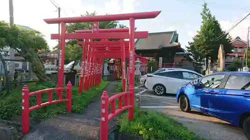 御清水稲荷神社の鳥居