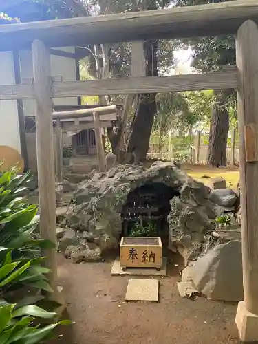 厳嶋神社の末社