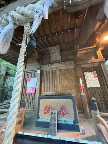 熊野神社の本殿・本堂