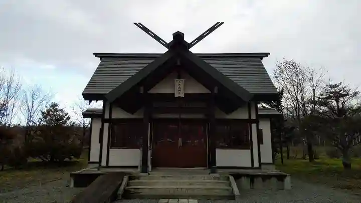 千代ヶ岡神社の本殿・本堂