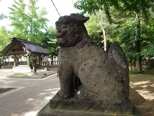 江南神社の狛犬