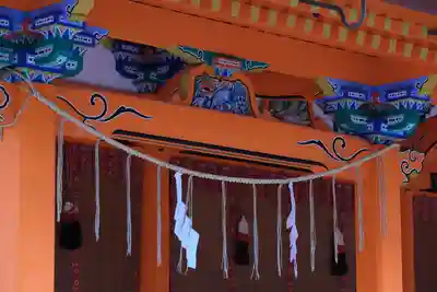泉穴師神社の本殿・本堂