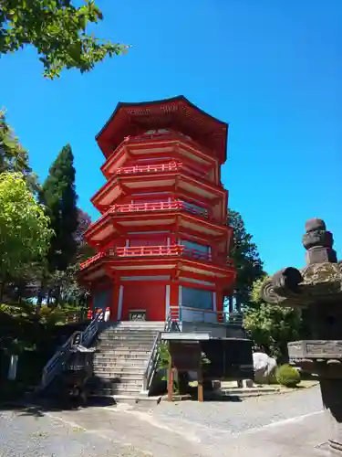 金乗院放光寺の塔