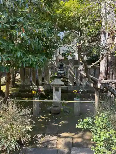 明月院の{uncategorized: "未分類", other: "その他", undefined: "問題あり", building: "その他建物", grave: "お墓", sacred_gate: "鳥居", guardian: "狛犬", statue: "像", buddha: "仏像", history: "歴史", nature: "自然", garden: "庭園", animal: "動物", pagoda: "塔", temizu: "手水舎", mountain_gate: "山門・神門", sanctuary: "本殿・本堂", subordinate: "末社・摂社", art: "芸術", scenery: "景色", jizo: "地蔵", ema: "絵馬", goshuin: "御朱印", omikuji: "おみくじ", items: "授与品その他", amulet: "お守り", goshuincho: "御朱印帳", eats: "食事", festival: "お祭り", votive_dance: "神楽", shichigosan: "七五三参", wedding: "結婚式", experience: "体験その他", initially: "初詣", around: "周辺", anti_infection: "感染症対策"}