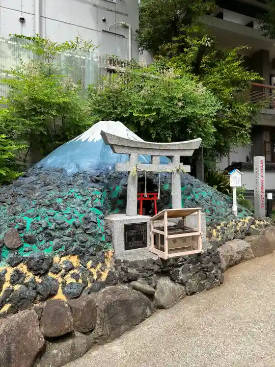 京濱伏見稲荷神社(神奈川県)
