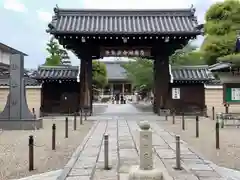 壬生寺の山門