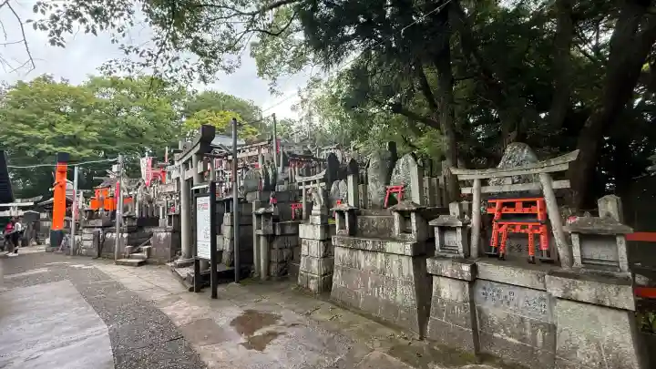 伏見稲荷大社二ノ峰(中之社神蹟・青木大神)(京都府)