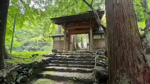 大吉寺の山門