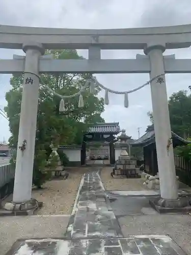 日置八幡宮の鳥居