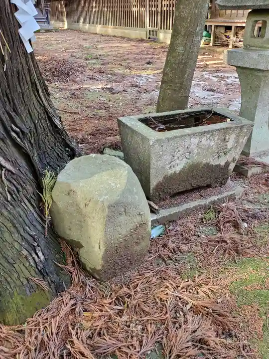 鴨大神御子神主玉神社の手水舎