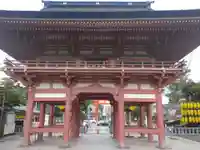 津島神社の山門・神門