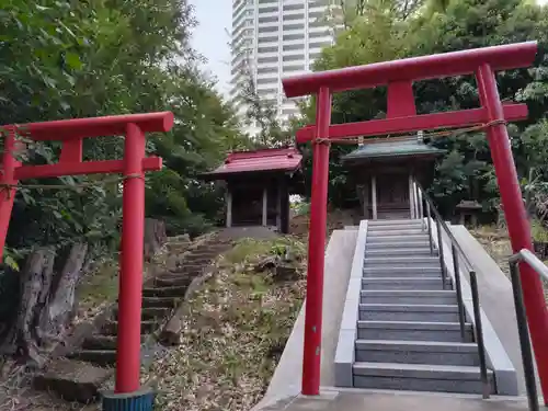 白旗神社（品濃白旗神社）の末社・摂社