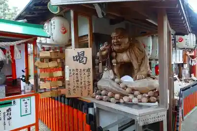 伏見稲荷本教間力教会の像