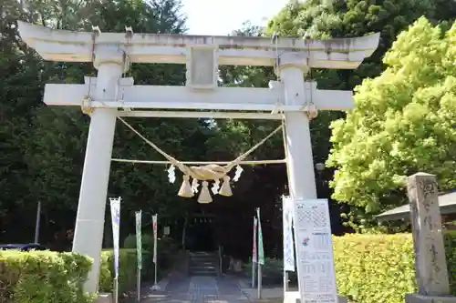 滑川神社 - 仕事と子どもの守り神の鳥居