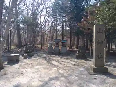 千歳神社の末社・摂社