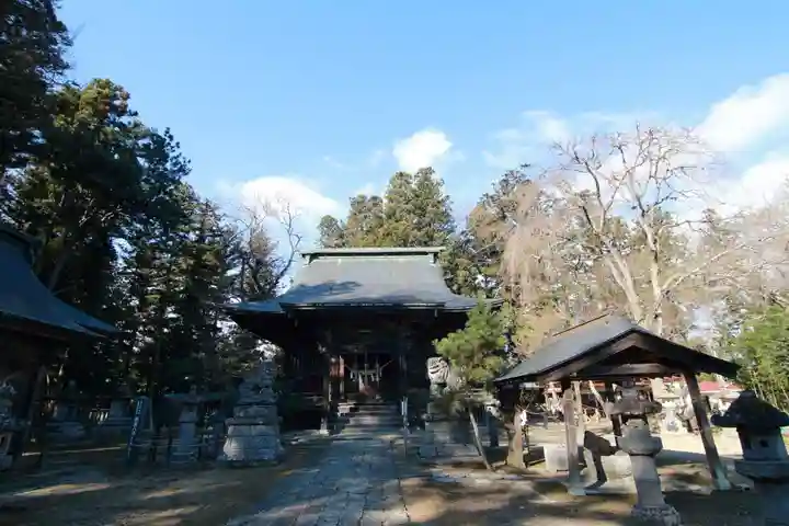 田村神社の本殿・本堂