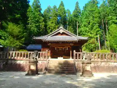 佐々良木武並神社の本殿・本堂
