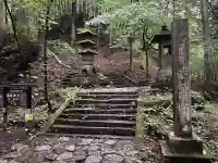 瀧尾神社(日光二荒山神社別宮)の{uncategorized: "未分類", other: "その他", undefined: "問題あり", building: "その他建物", grave: "お墓", sacred_gate: "鳥居", guardian: "狛犬", statue: "像", buddha: "仏像", history: "歴史", nature: "自然", garden: "庭園", animal: "動物", pagoda: "塔", temizu: "手水舎", mountain_gate: "山門・神門", sanctuary: "本殿・本堂", subordinate: "末社・摂社", art: "芸術", scenery: "景色", jizo: "地蔵", ema: "絵馬", goshuin: "御朱印", omikuji: "おみくじ", items: "授与品その他", amulet: "お守り", goshuincho: "御朱印帳", eats: "食事", festival: "お祭り", votive_dance: "神楽", shichigosan: "七五三参", wedding: "結婚式", experience: "体験その他", initially: "初詣", around: "周辺", anti_infection: "感染症対策"}