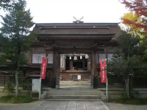 中山神社の山門・神門