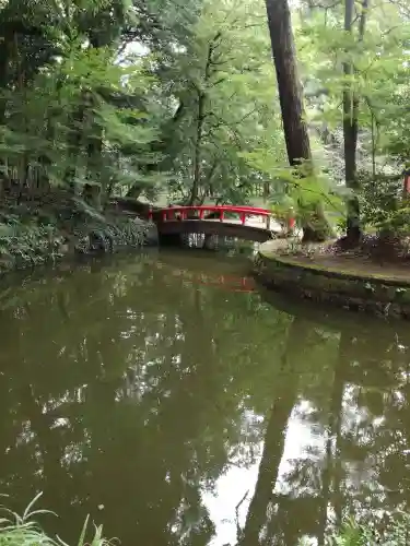 間々田八幡宮の庭園