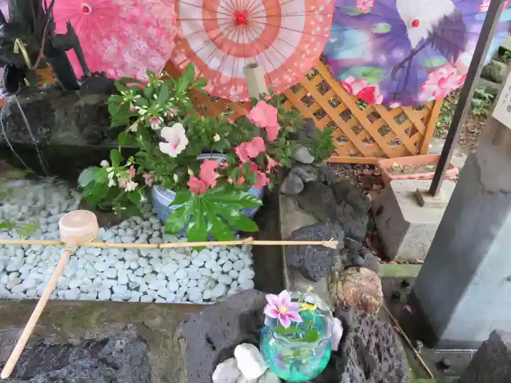 虻田神社の手水舎