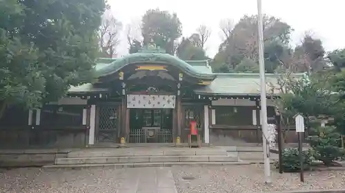 白金氷川神社の本殿・本堂