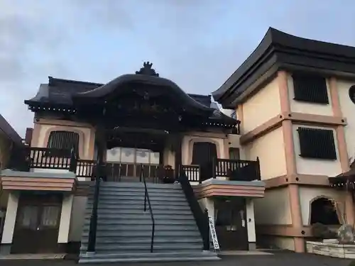 天童寺の本殿・本堂