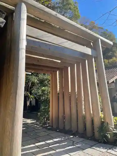 銭洗弁財天宇賀福神社の鳥居