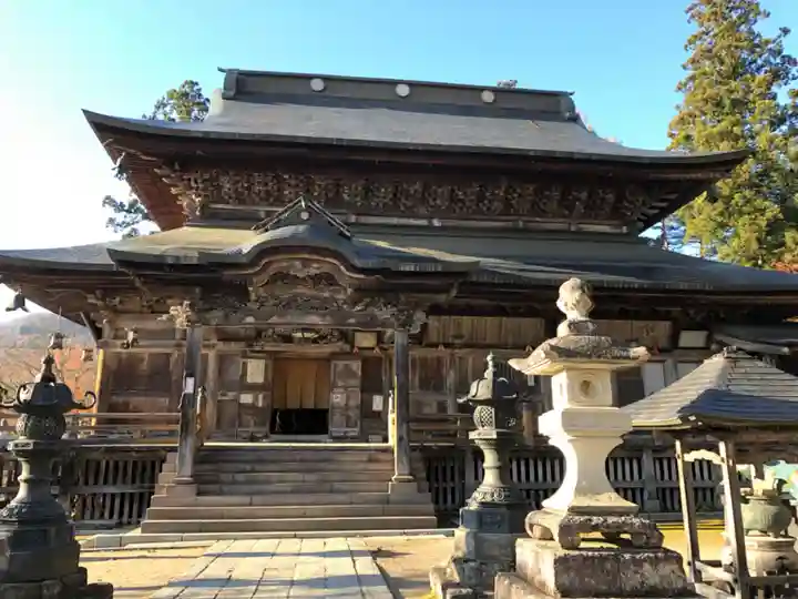 円蔵寺の本殿・本堂