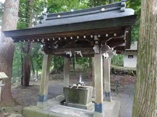 山中浅間神社の手水舎