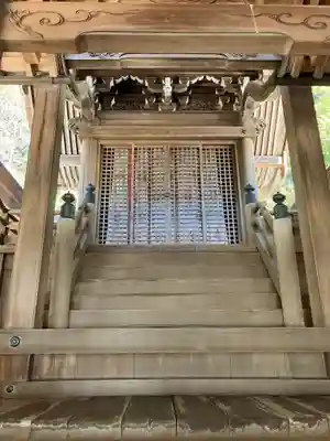 加舎神社の本殿・本堂