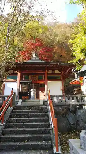 龍泉寺の本殿