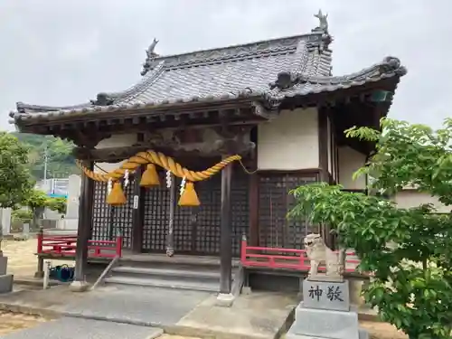 厳島神社の本殿