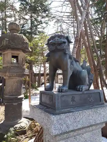 岩見澤神社の狛犬