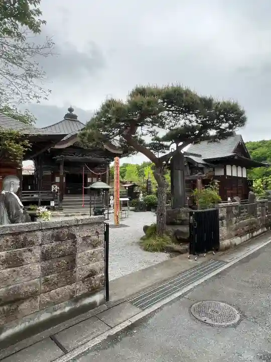 神門寺の{uncategorized: "未分類", other: "その他", undefined: "問題あり", building: "その他建物", grave: "お墓", sacred_gate: "鳥居", guardian: "狛犬", statue: "像", buddha: "仏像", history: "歴史", nature: "自然", garden: "庭園", animal: "動物", pagoda: "塔", temizu: "手水舎", mountain_gate: "山門・神門", sanctuary: "本殿・本堂", subordinate: "末社・摂社", art: "芸術", scenery: "景色", jizo: "地蔵", ema: "絵馬", goshuin: "御朱印", omikuji: "おみくじ", items: "授与品その他", amulet: "お守り", goshuincho: "御朱印帳", eats: "食事", festival: "お祭り", votive_dance: "神楽", shichigosan: "七五三参", wedding: "結婚式", experience: "体験その他", initially: "初詣", around: "周辺", anti_infection: "感染症対策"}