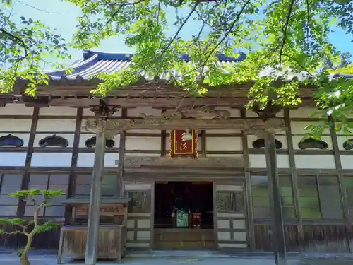 松山寺の本殿・本堂