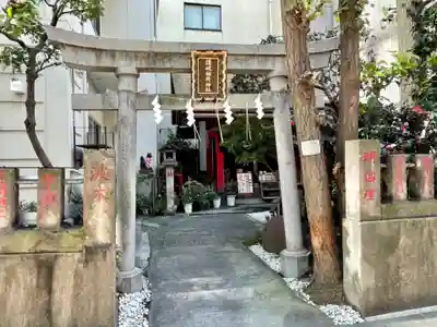 讃岐小白稲荷神社の鳥居