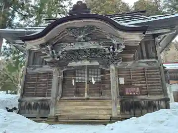 湯澤神社の本殿・本堂