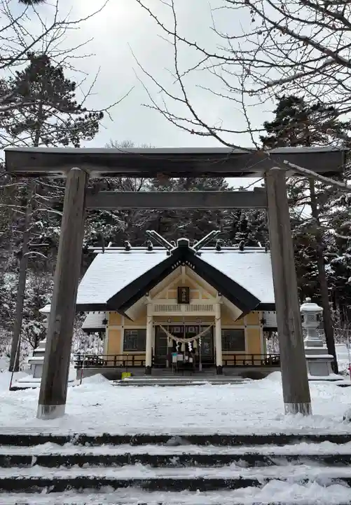 滝上神社(北海道)