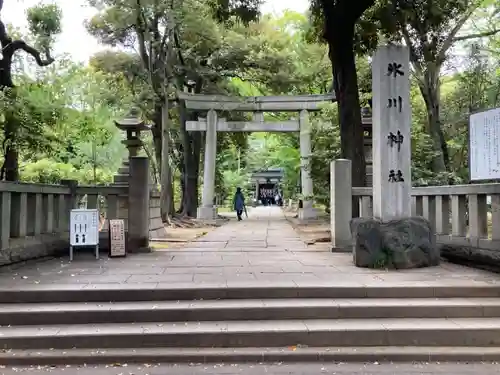 赤坂氷川神社の鳥居