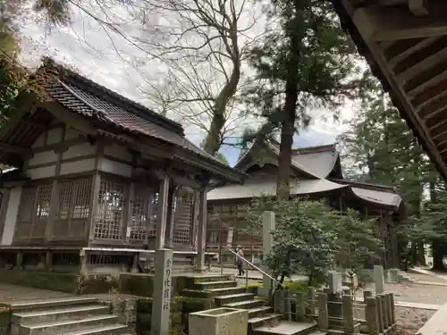 金剱宮の本殿・本堂