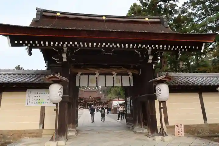 多賀大社の山門・神門