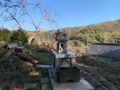 白山神社の末社