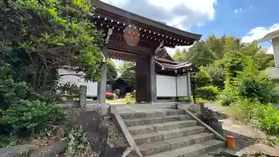 感応院の山門・神門