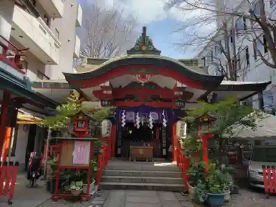 三崎稲荷神社の本殿・本堂