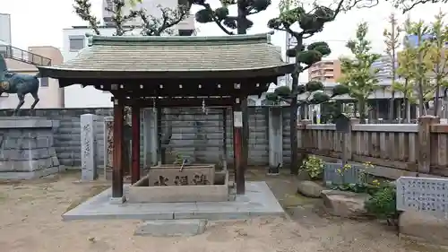 みなと八幡神社の手水舎