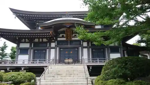 圓融寺の本殿・本堂