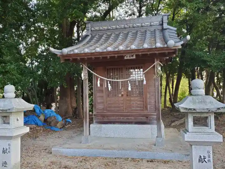 八劔社(上重原八劔社)の末社・摂社